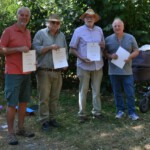 Ehrung der Mitglieder durch den 1.Vorsitzenden (v.li.): Gerhard Mohn (15.Jahre, DIB Bronze), John von Isenburg, Hans-Gerd Becker (beide 40.Jahre, DIB Gold), Dirk Heitzmann (1.Vorsitzender) Impressionen vom Familienfest 2022 (Ehrung Mitglieder)