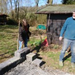 Arbeitseinsatz 09.03.2023 - Renovierter Bienenstand - Neue Sichtmauer (Melissa, Gerhard) Arbeitseinsatz 09.03.2023 - Renovierter Bienenstand - Neue Sichtmauer (Melissa, Gerhard)